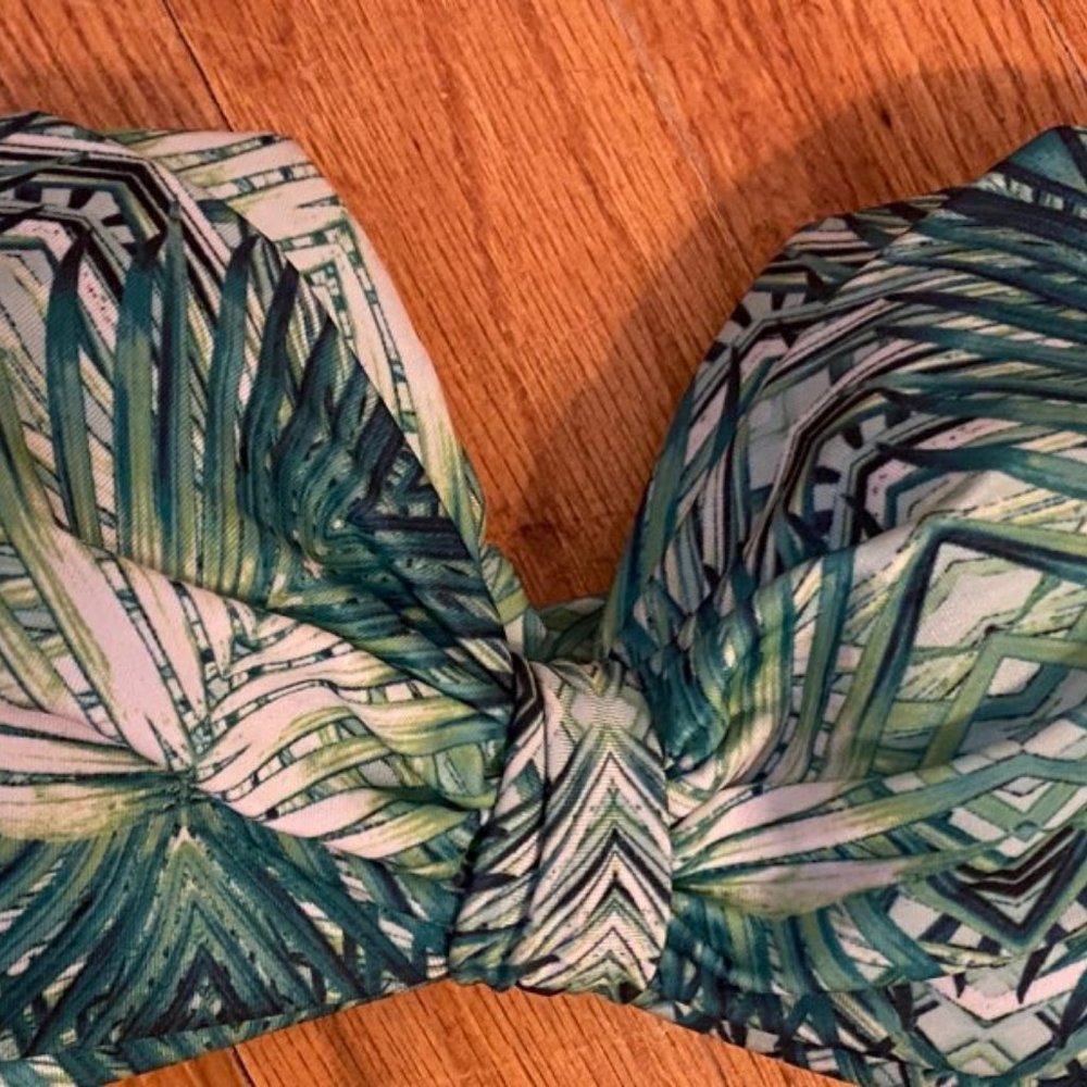 H&M Swim Top - Tropical Print, size 10